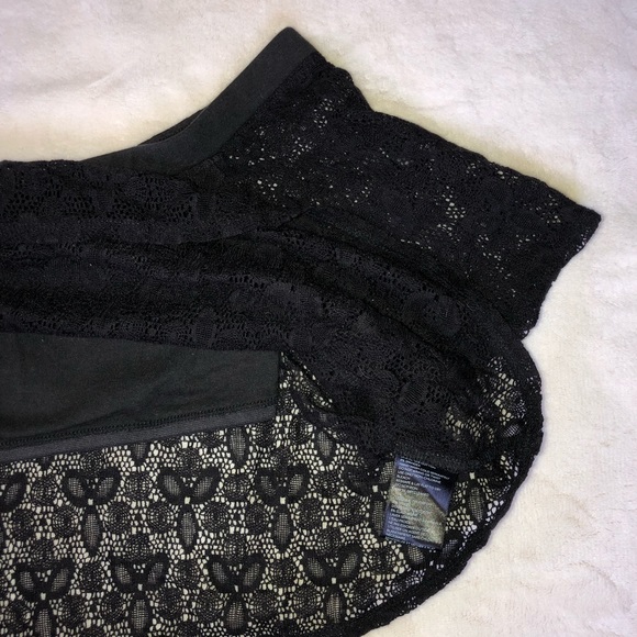 Urban Outfitters Top | Size Medium - Picture 4 of 4